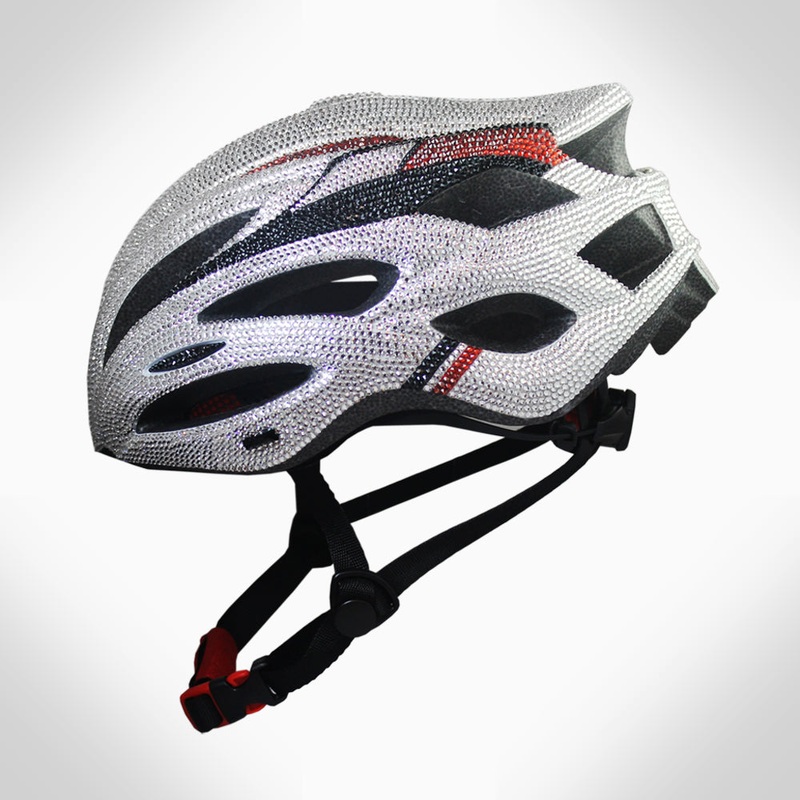 BICYCLE HELMET