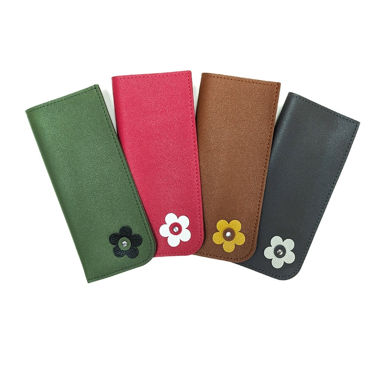 Pack of 12: Soft Leather with Exclusive Flowers – Pouches for Readers